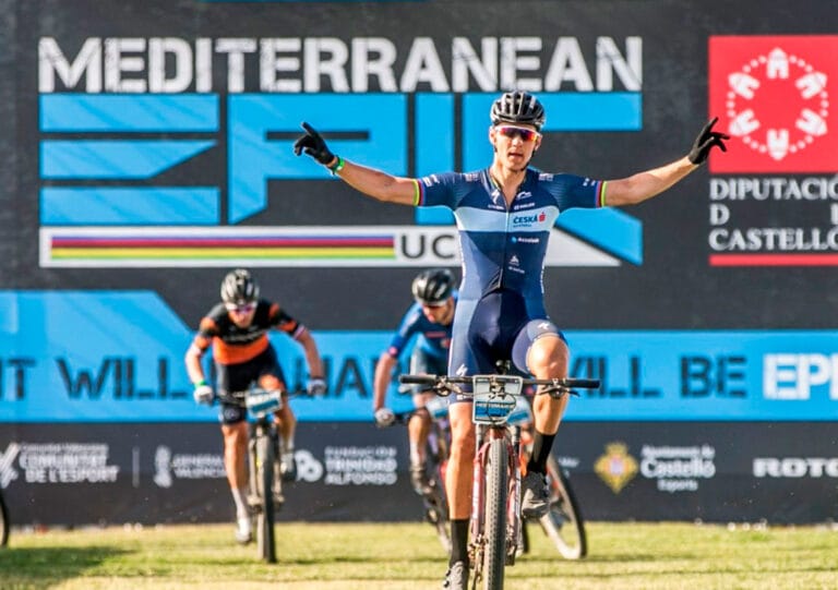 Mediterranean Epic: Jaroslav Kulhavy e Martina Berta vincono l’ultima tappa