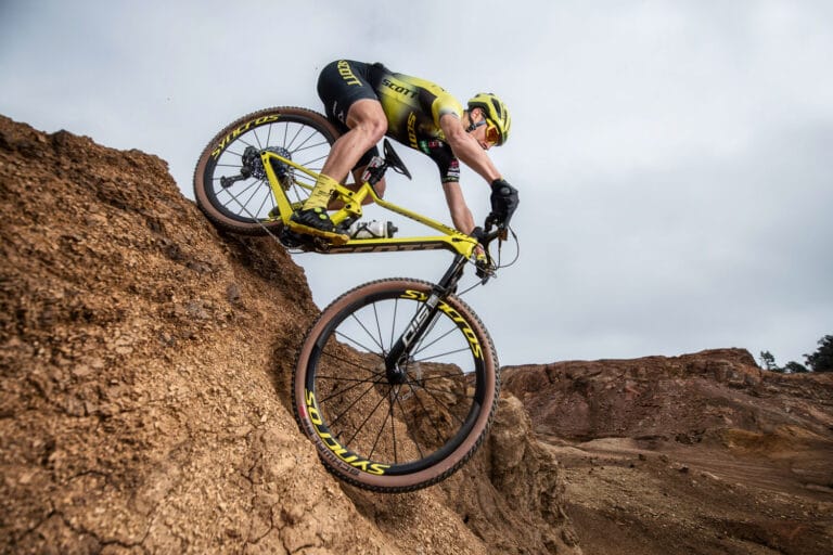 Con lo SCOTT Racing Team all’Isola d’Elba (VIDEO)