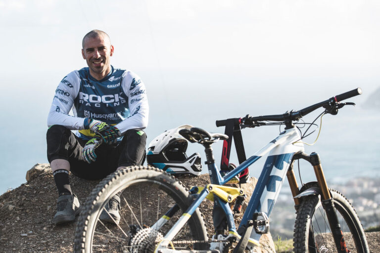 Ultimi giorni per iscriversi ai trofei e-Bike Enduro Husqvarna E-Bicycles e R Raymon by Schwalbe
