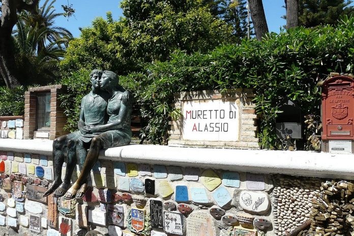 1200px-Alassio-P1010698