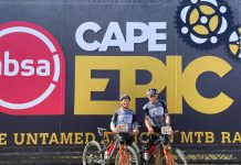 CAPE EPIC / Qui Sudafrica. In diretta con Debertolis e Simoni: «È durissima e abbiamo visto anche gli scimmioni» (AUDIO) Cape Epic