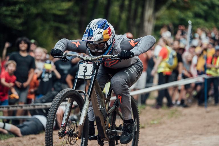 Coppa del Mondo 2022, downhill: i favoriti e dove vedere le gare a Lourdes