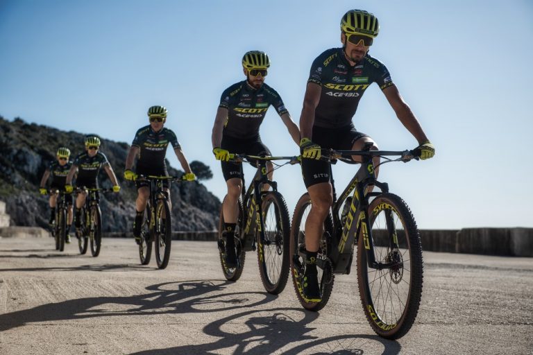 Sitip fornisce i tessuti per la prima uniforme da biking 100% sostenibile di SCOTT Racing Team