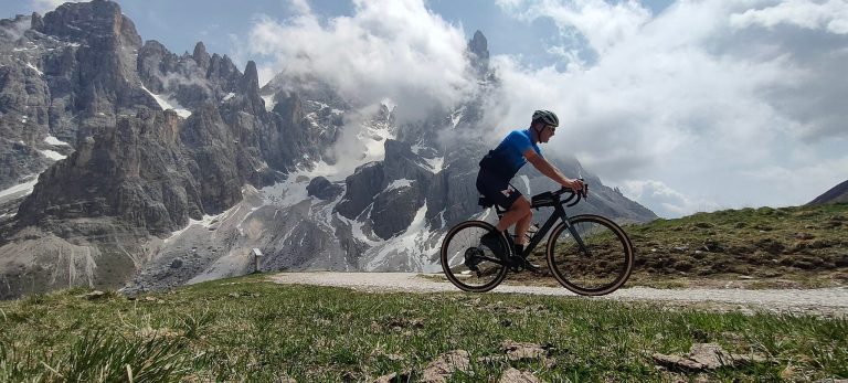 Mythos Alpine Gravel 2022: ultimi posti disponibili per l’evento DoloMitico