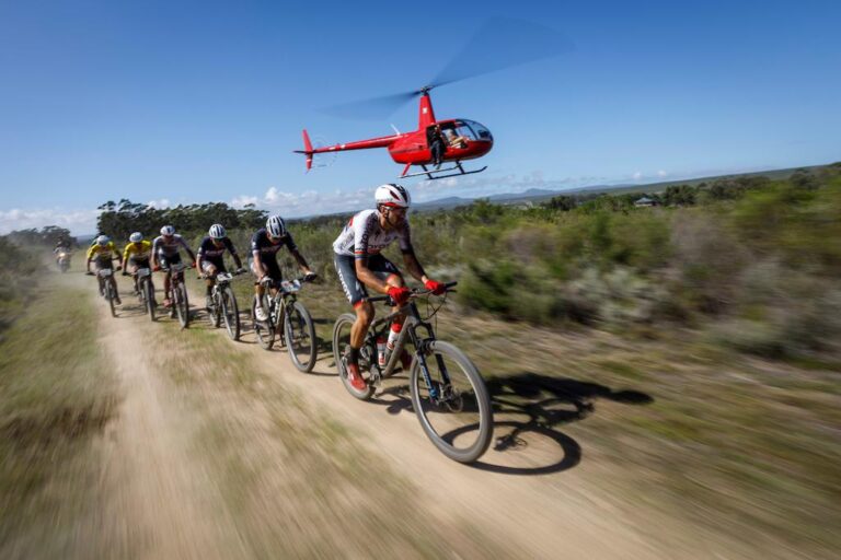 Cape Epic, seconda tappa: Nibali scivola, Nino tiene la leadership