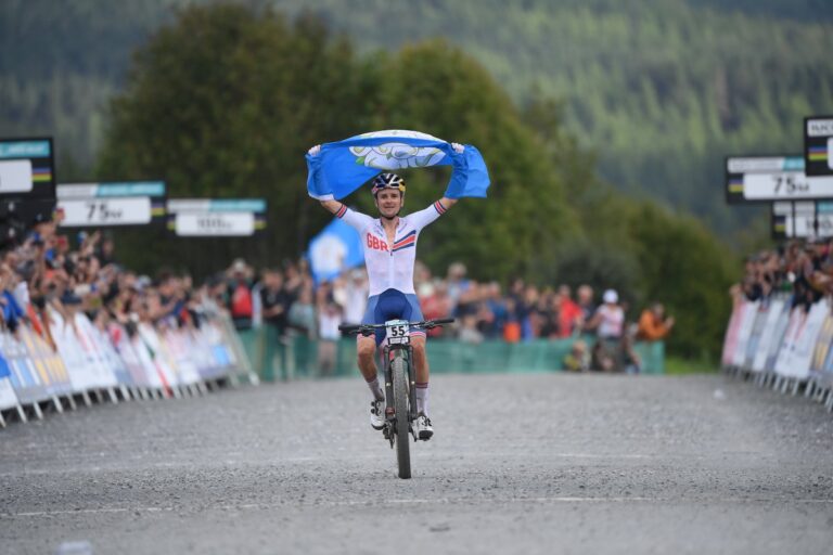 Olimpiadi, i pronostici dell’Equipe: oro a Pidcock e Ferrand-Prevot