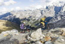 Novità per il 2024: ecco la prima EMTB Transalp della storia