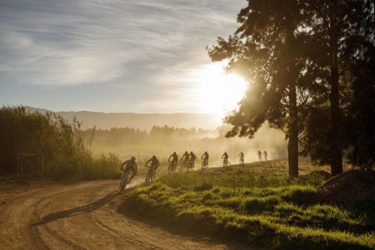Cape Epic, Sampa e Chiaro tengono botta: «Al nostro ritmo saliamo in classifica: la top10 non è lontana» (VIDEO)