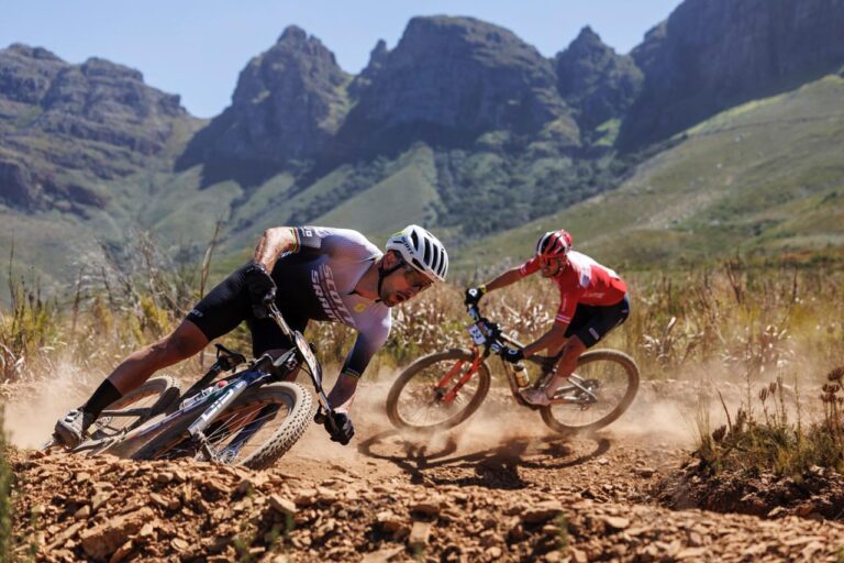 Cape Epic #3: nel caos totale brillano Alleman e Becking. Sfortunati gli italiani