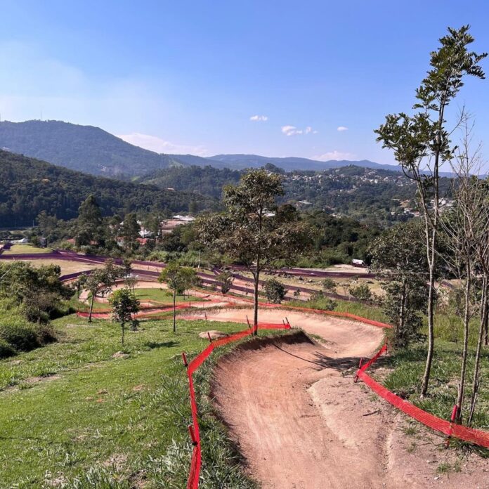 434746194_18427138666056823_3692584967112526702_n-1024x1024 Mairiporã