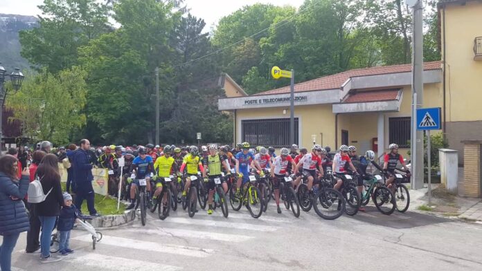 Foto 1 Race C