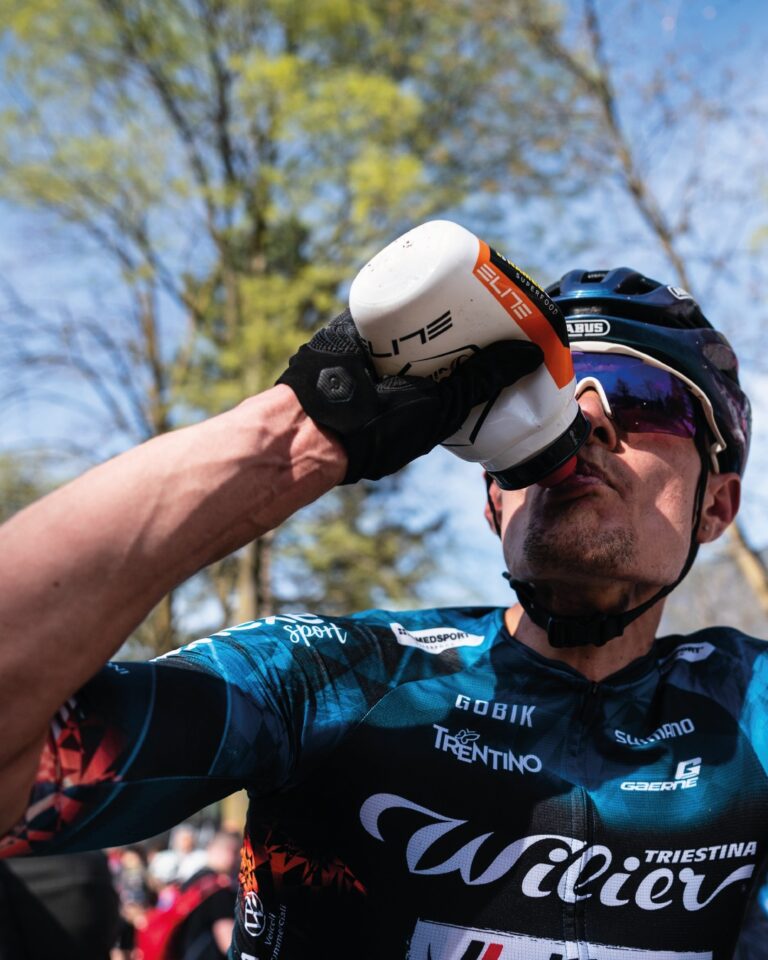 Integrazione liquida: che cos’è e come può aiutarti ad affrontare le Granfondo