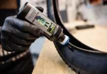 Sapone e pressione: il trucco per domare i tubeless Tubeless