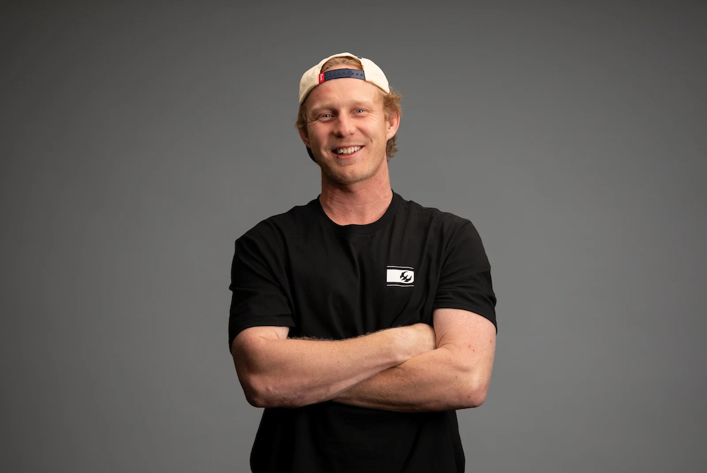 Pivot Factory Racing