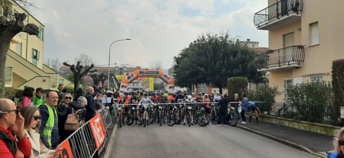 649141761_4181575608769244_2359372669135735378_n Granfondo Bacialla Bike