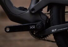 Le bici del momento, tante versioni e un grande divario. Quanto costa la leggerezza? Leggerezza