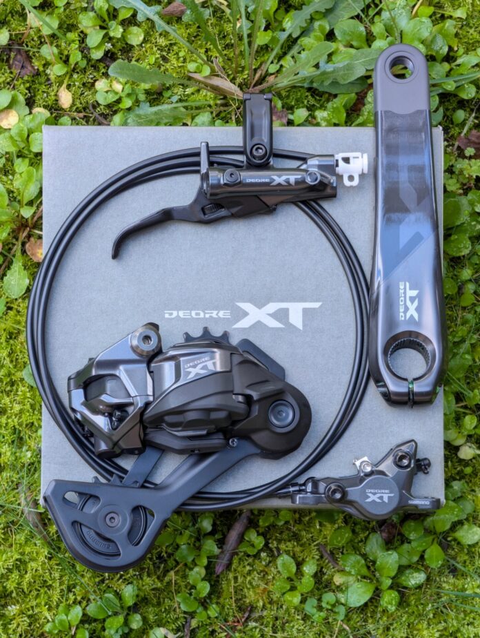 Shimano Deore XT Di2 Shimano Deore XT Di2