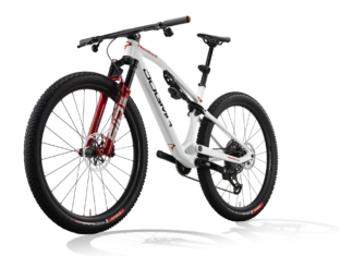 Pinarello Dogma XCR e XCT: la gamma si rinnova tra XC e Down-Country DOGMA XCR