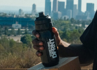 Borracce personalizzate CamelBak: arriva Custom per atleti, team e club CamelBak