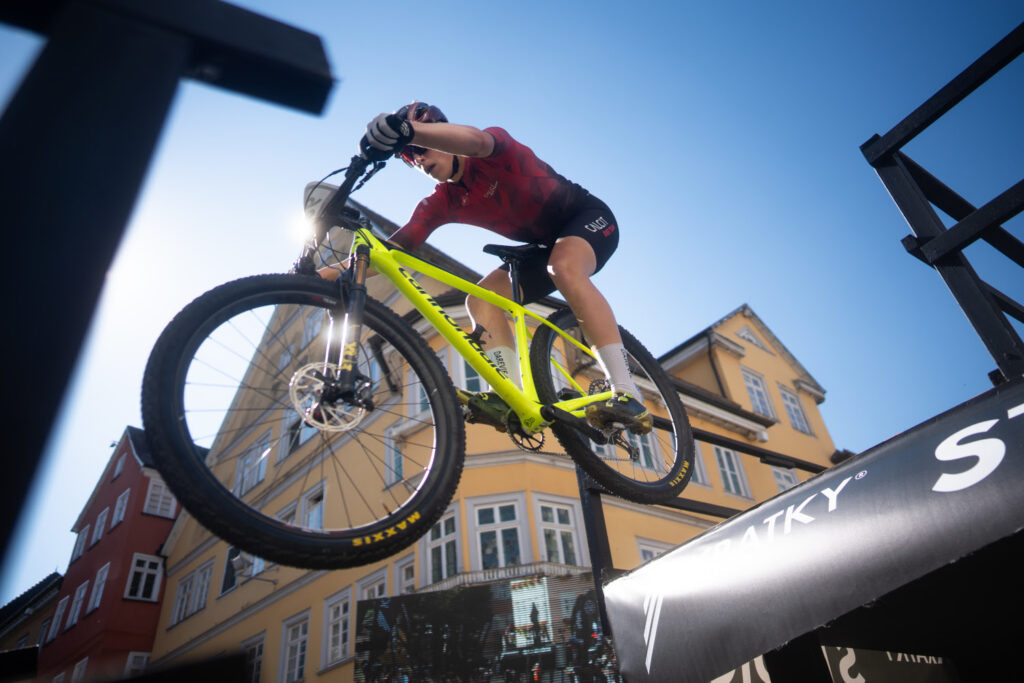 XCE Cross Country Eliminator